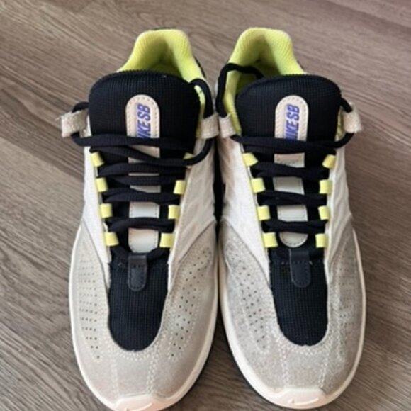 Nike SB Vertebrae Sneakers - Picture 2 of 6